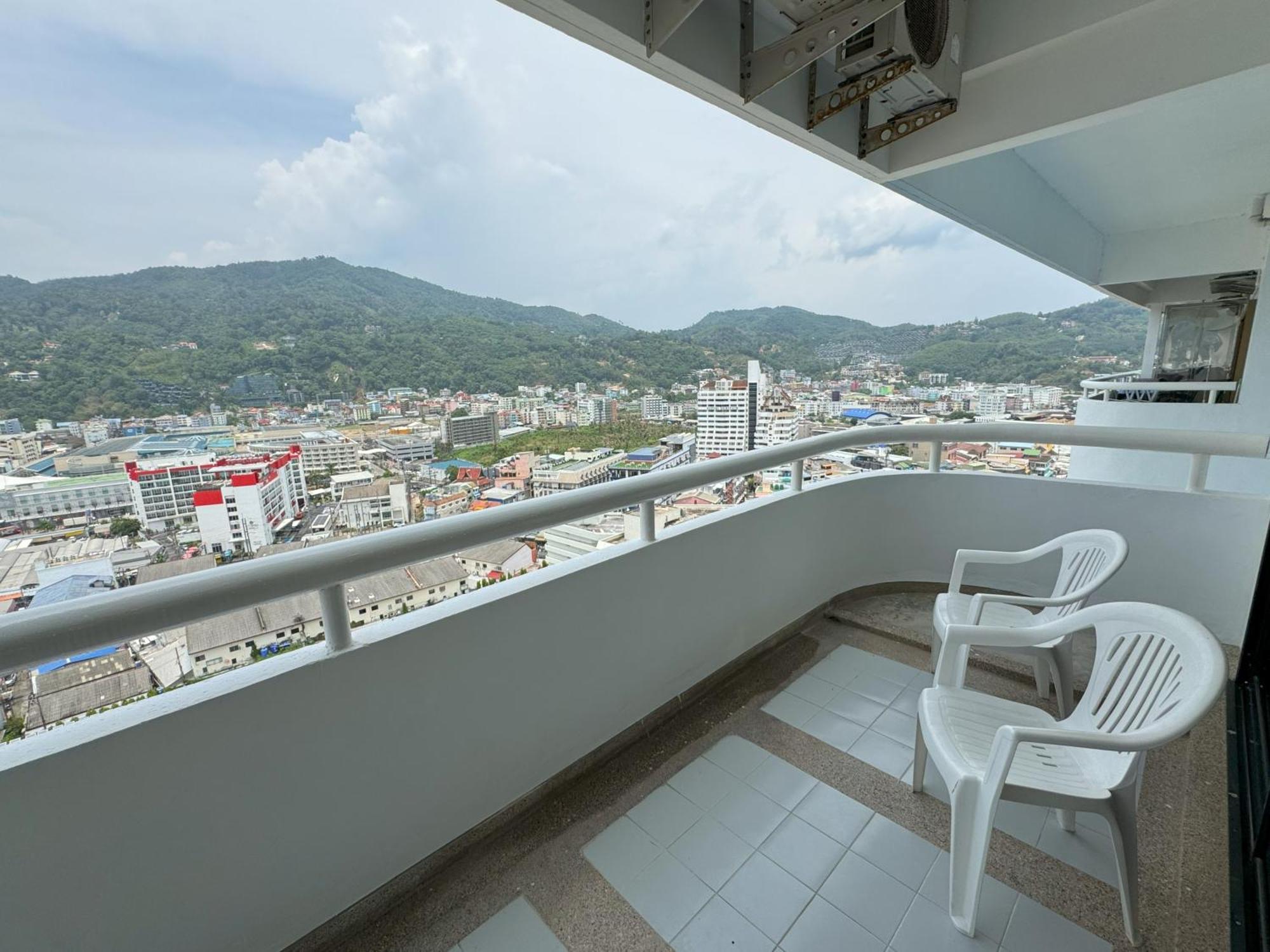 Patong Tower Apartment By Lofty Kültér fotó